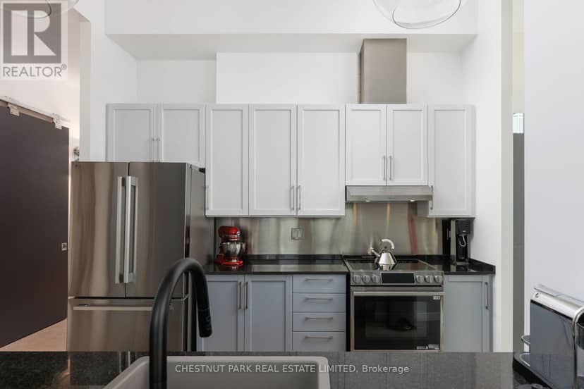 801 - 155 Dalhousie Street — photo 13 of 40