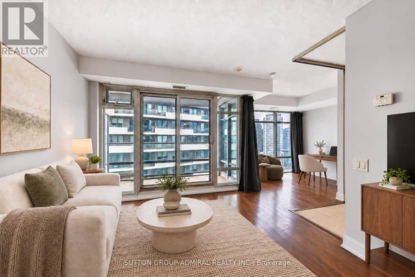 3210 - 2191 Yonge Street — photo 10 of 40