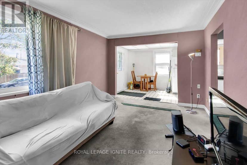 76 Celeste Drive, Toronto, photo 7