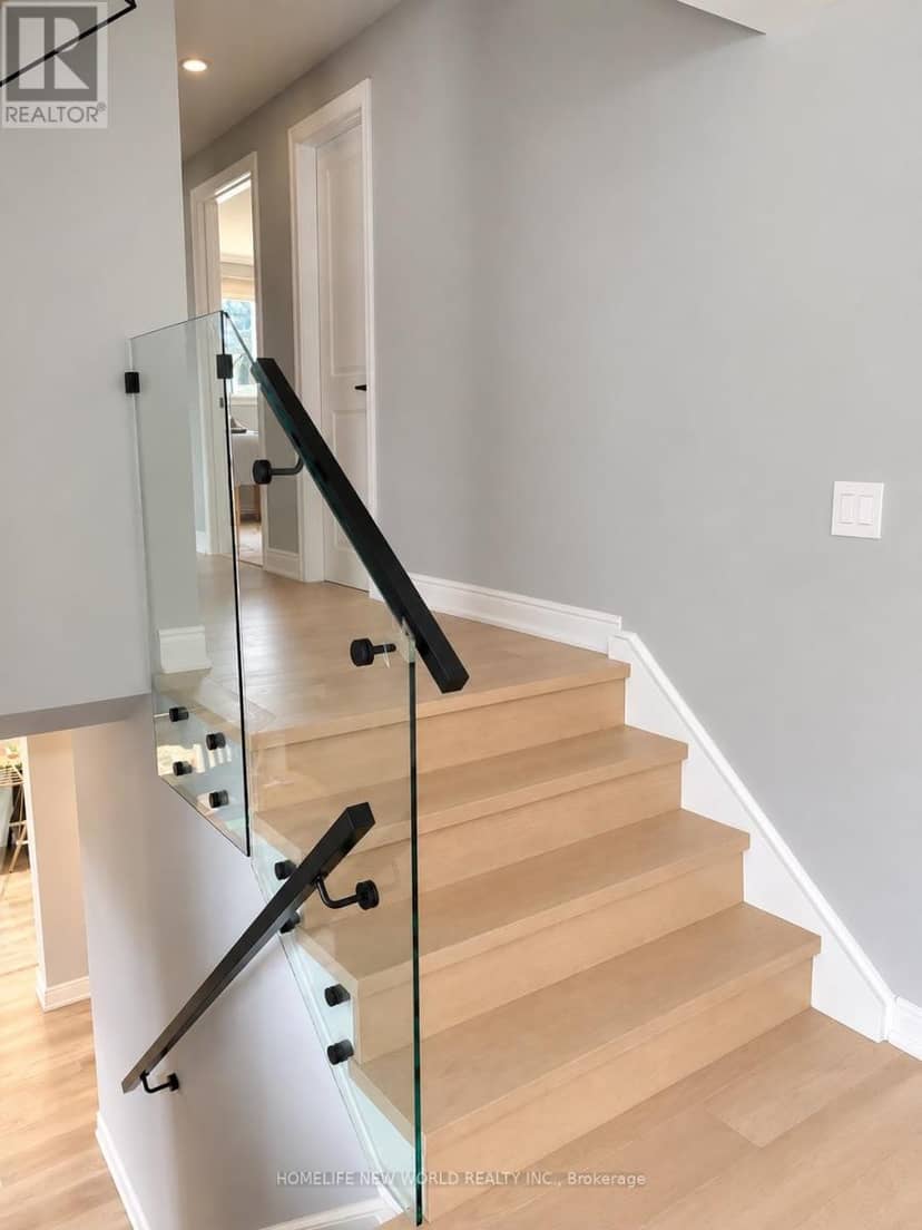 53 Pebblehill Square — photo 13 of 26