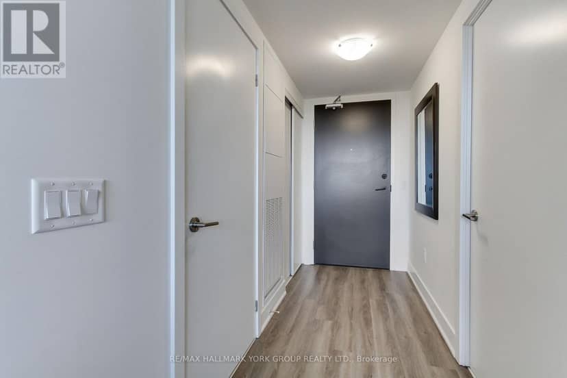 419 - 185 Deerfield Road — photo 11 of 39