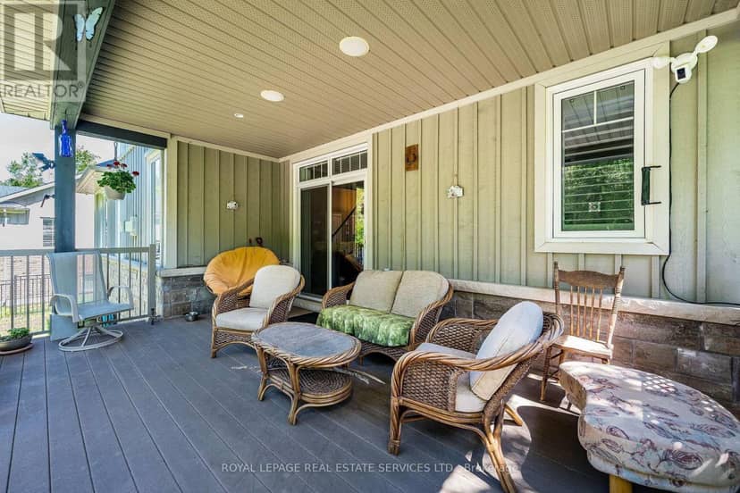 2295 Shore Lane — photo 37 of 40