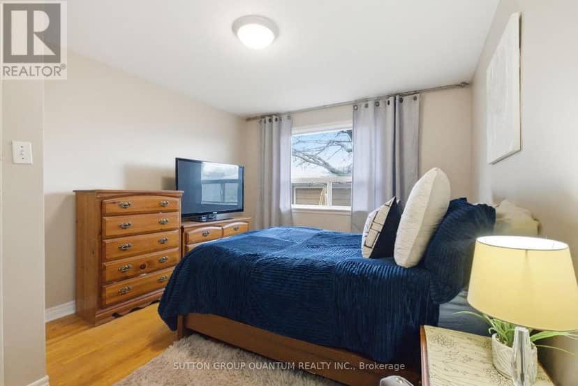 1257 Alexandra Avenue — photo 15 of 40