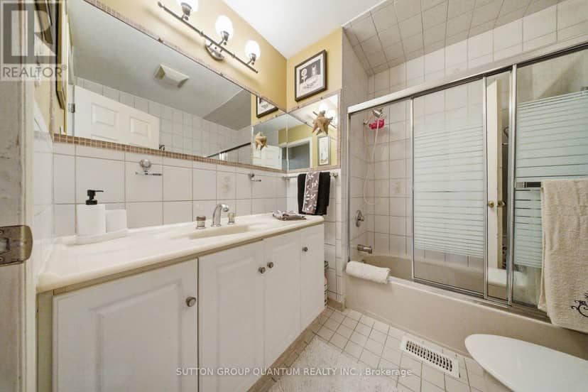 1257 Alexandra Avenue — photo 20 of 40