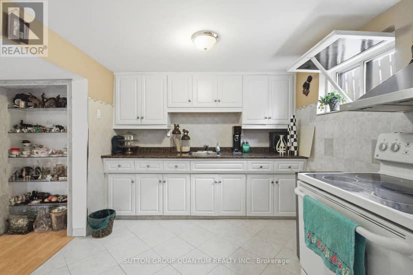 1257 Alexandra Avenue — photo 27 of 40