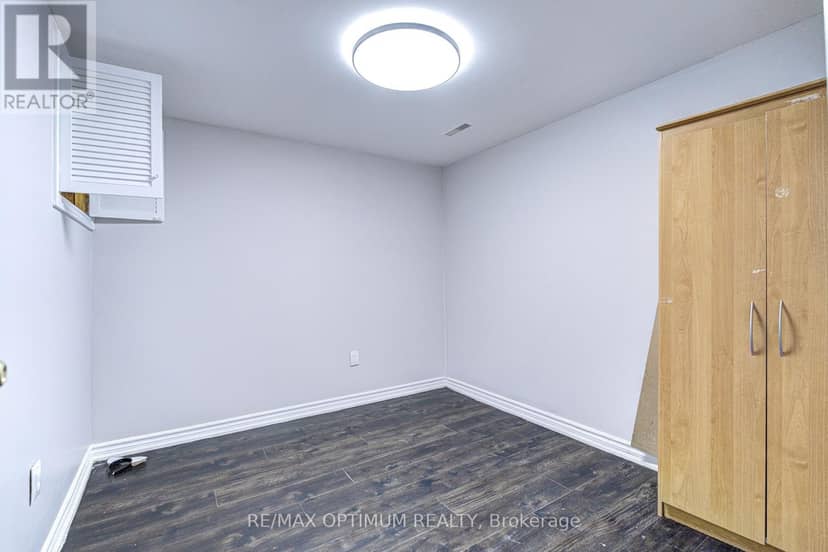 5 Roehampton Crescent — photo 21 of 23