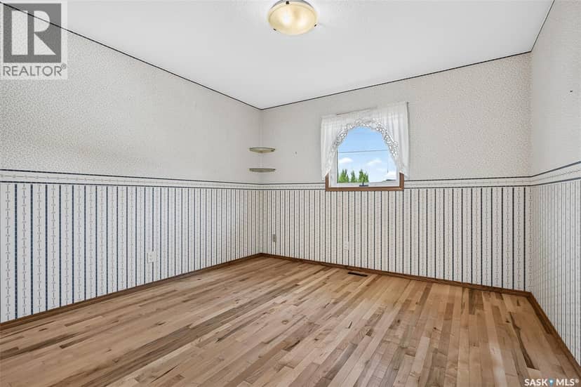 1002 Vaughan STREET — photo 29 of 40