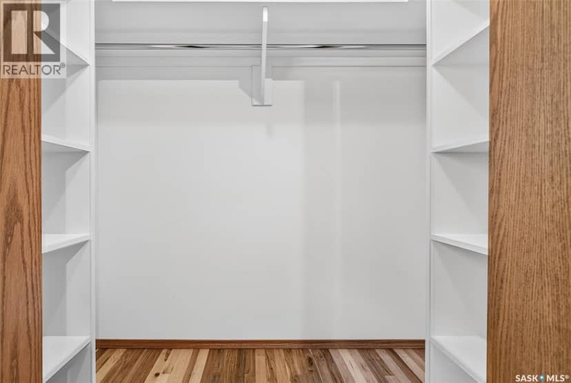 1002 Vaughan STREET — photo 36 of 40