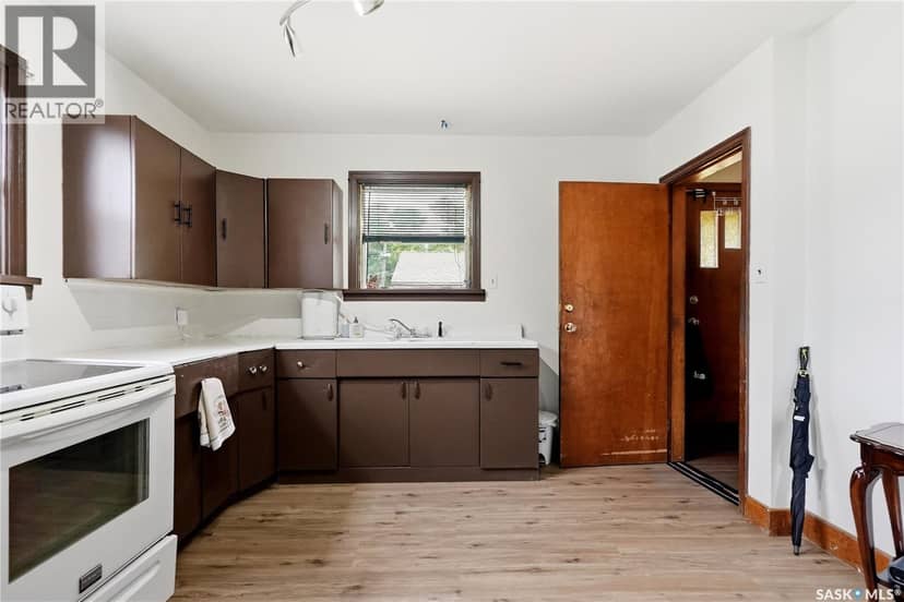 1701 C Avenue N — photo 12 of 40