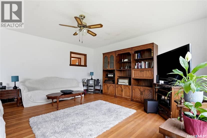 1701 C Avenue N, Saskatoon, photo 6