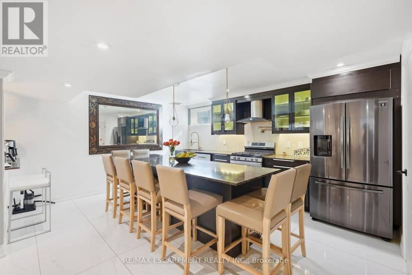 88 Eringate Court — photo 18 of 40