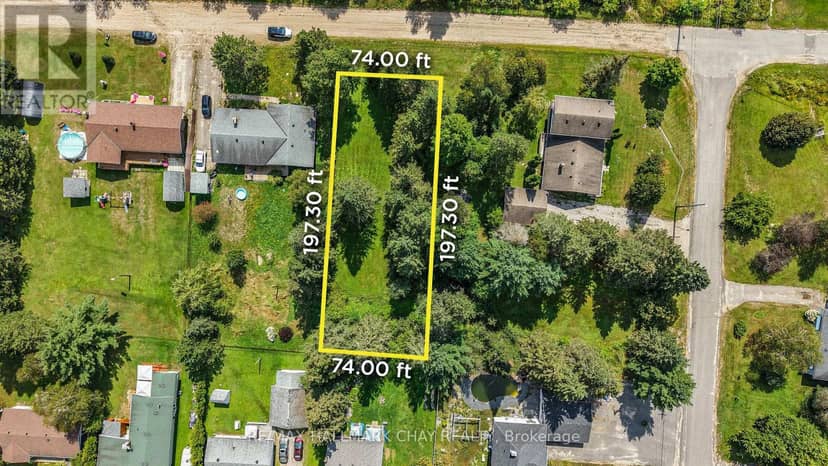25 John Street, Burk's Falls, photo 2