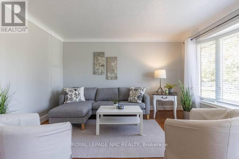 10 Ridgeview Avenue — photo 3 of 23