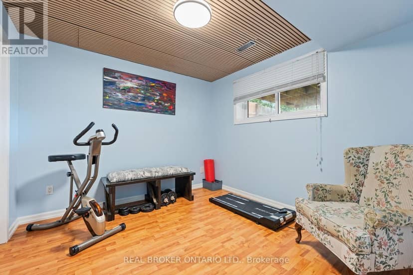 31 Beckett Boulevard — photo 20 of 34