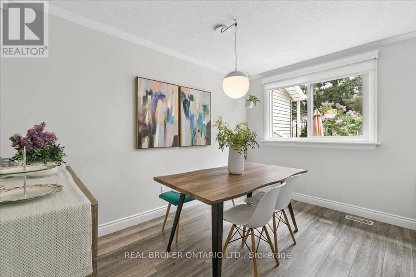 10 - 180 Highland Crescent — photo 14 of 31