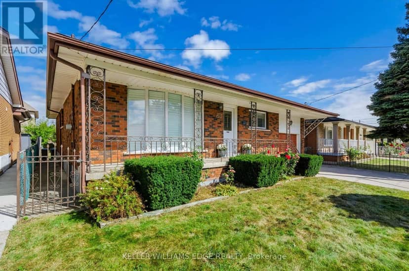 261 Carla Avenue — photo 4 of 40