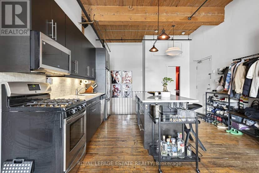101 - 426 Queen Street E — photo 13 of 25