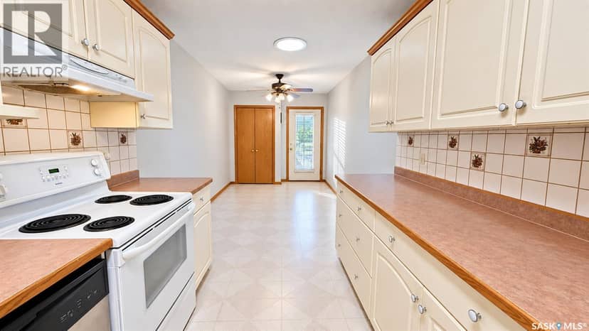 717 31st STREET W, Saskatoon, photo 6