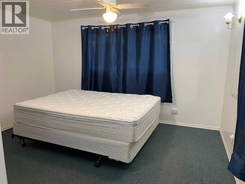 4411 62 Street — photo 39 of 40