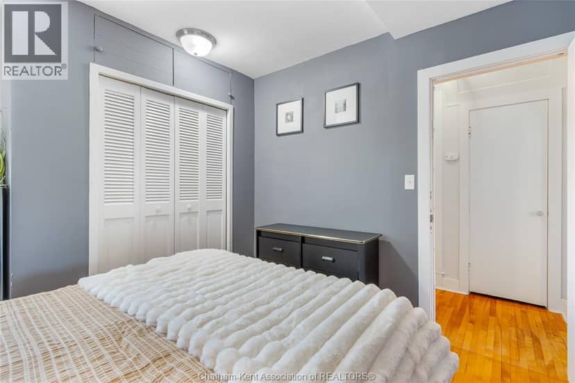 32 Kerr Avenue — photo 17 of 40