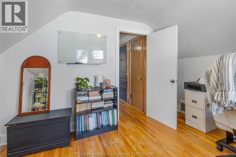 32 Kerr Avenue — photo 22 of 40