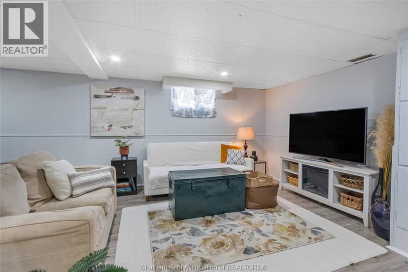 32 Kerr Avenue — photo 28 of 40