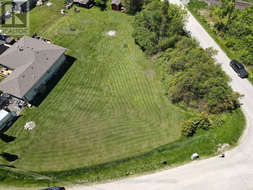 Lot 45 Twmarc Avenue — photo 3 of 5