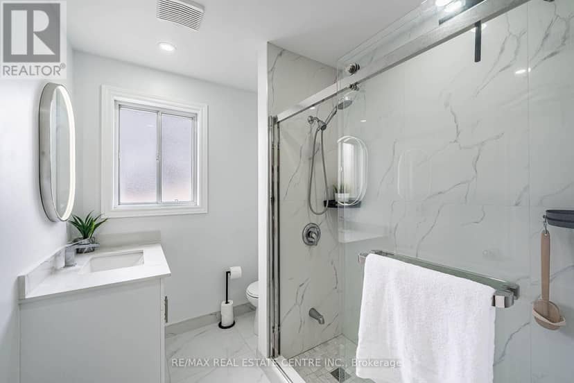 665 Jane Street — photo 28 of 38