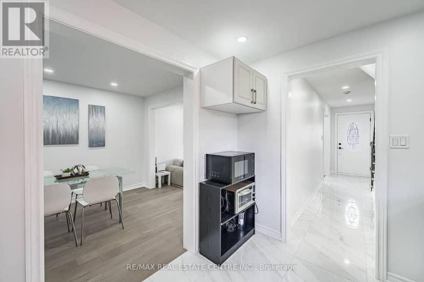 665 Jane Street — photo 20 of 38