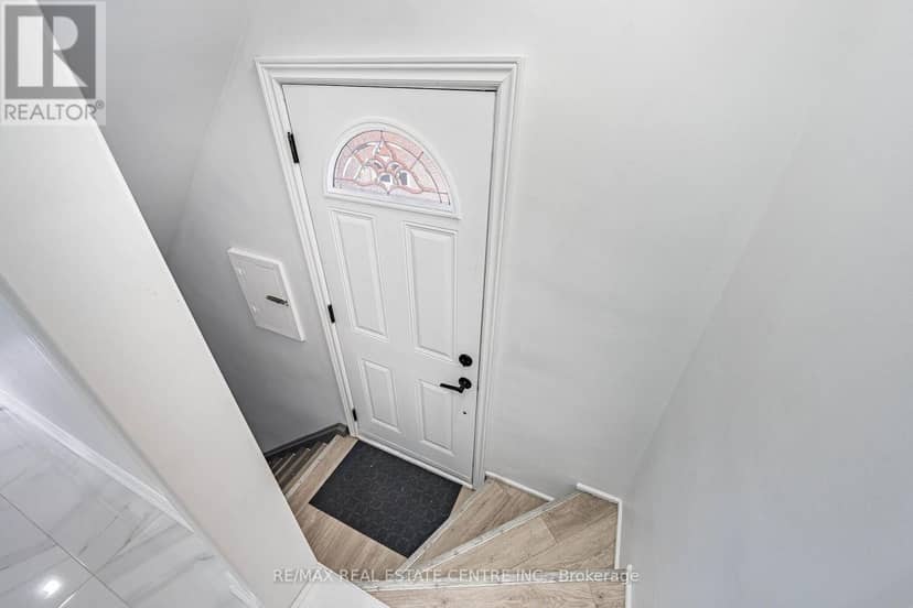 665 Jane Street — photo 29 of 38