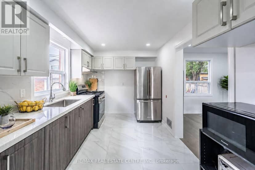 665 Jane Street — photo 17 of 38