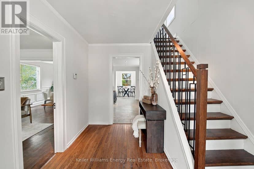 477 Cubert Street, Oshawa, photo 5