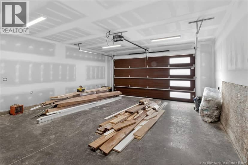 82 Maefield Street — photo 36 of 40