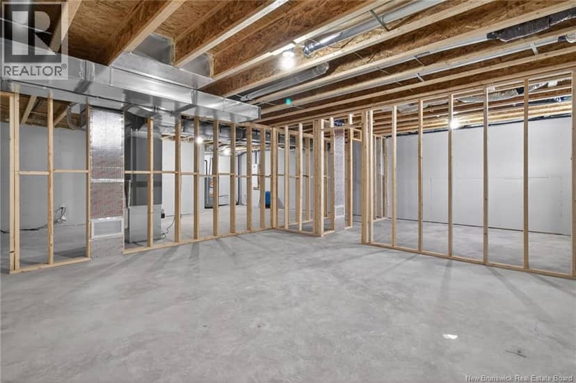 82 Maefield Street — photo 37 of 40