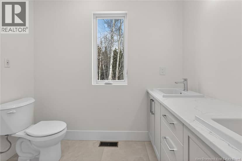 82 Maefield Street — photo 22 of 40