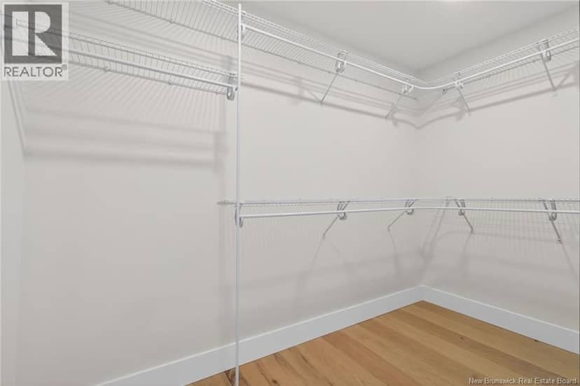 82 Maefield Street — photo 25 of 40