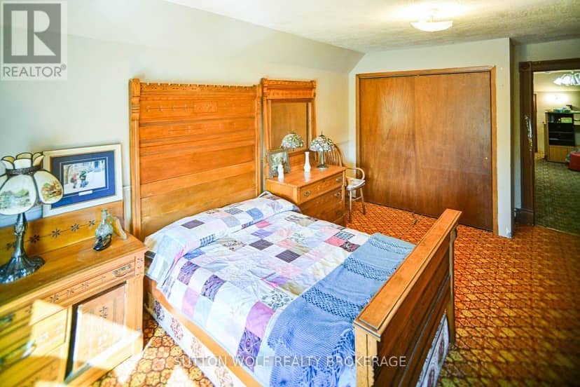 351 Albert Street — photo 19 of 40