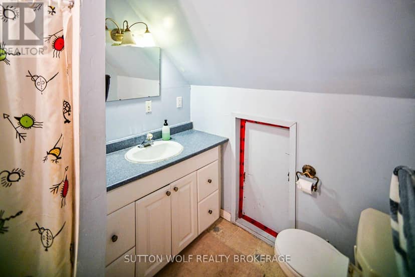 351 Albert Street — photo 39 of 40