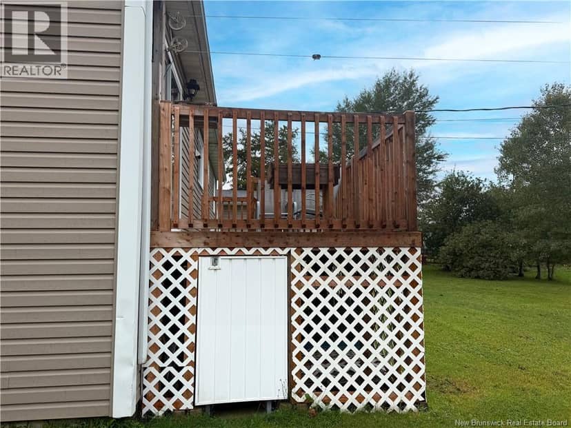 214 Maurice Crescent, Beresford, photo 7