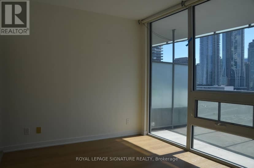 914 - 1 Market Street — photo 17 of 30