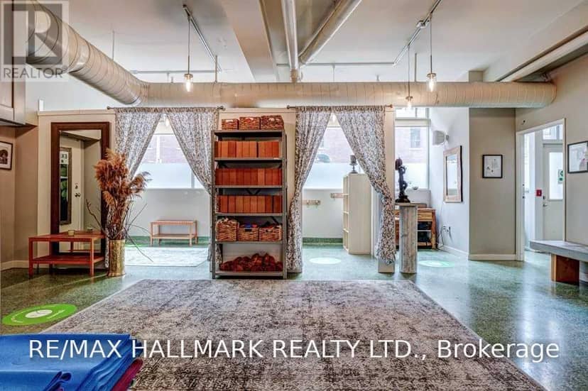 106 - 80 Sherbourne Street — photo 8 of 28