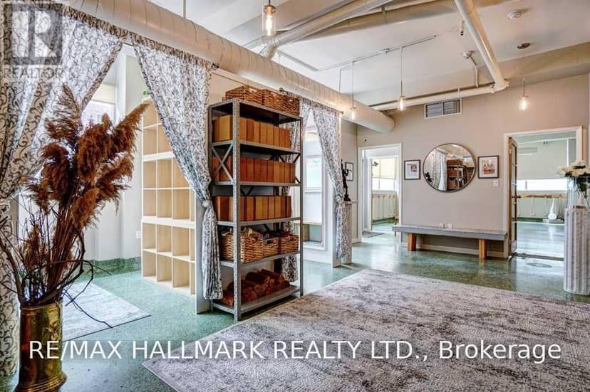106 - 80 Sherbourne Street — photo 9 of 28