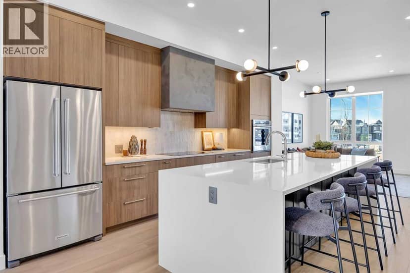 133 Greenwich Common NW, Calgary