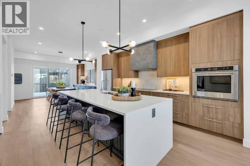 133 Greenwich Common NW — photo 11 of 30