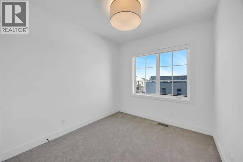 133 Greenwich Common NW — photo 26 of 30