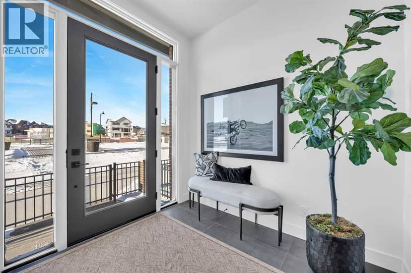 133 Greenwich Common NW, Calgary, photo 4