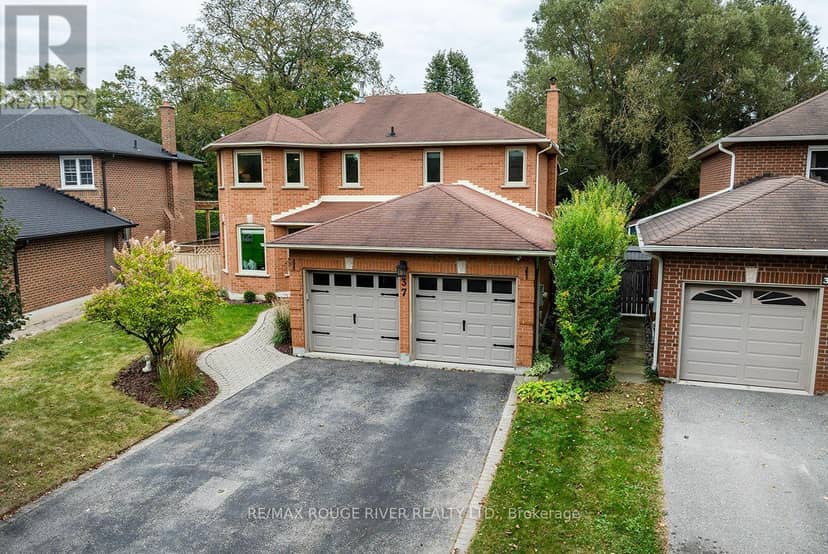 37 Wyndfield Crescent — photo 1 of 40
