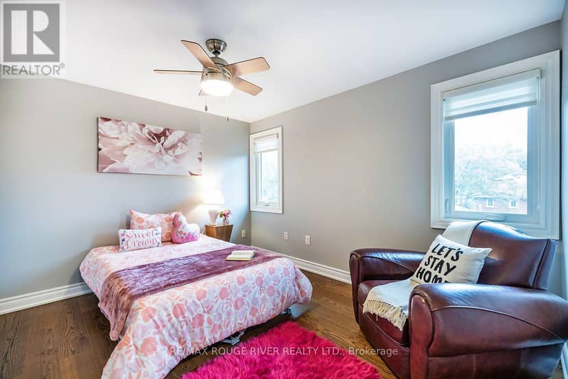 37 Wyndfield Crescent — photo 30 of 40