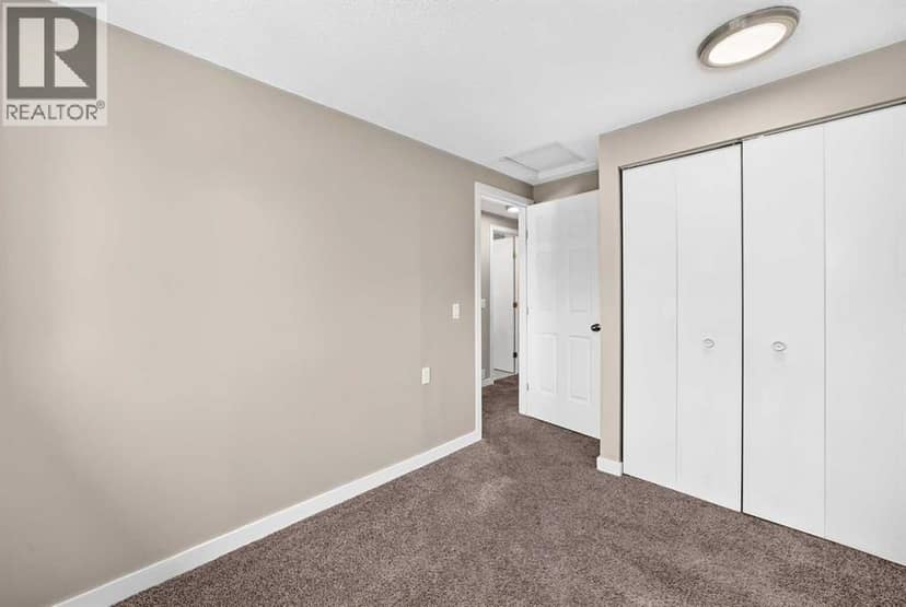 96 Erin Woods Boulevard SE — photo 12 of 17