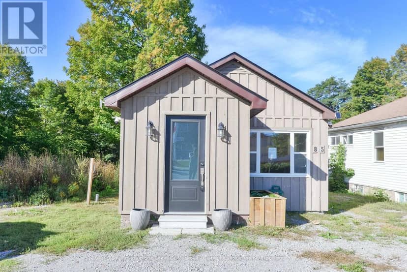 815 Muskoka Road S, Gravenhurst, photo 2